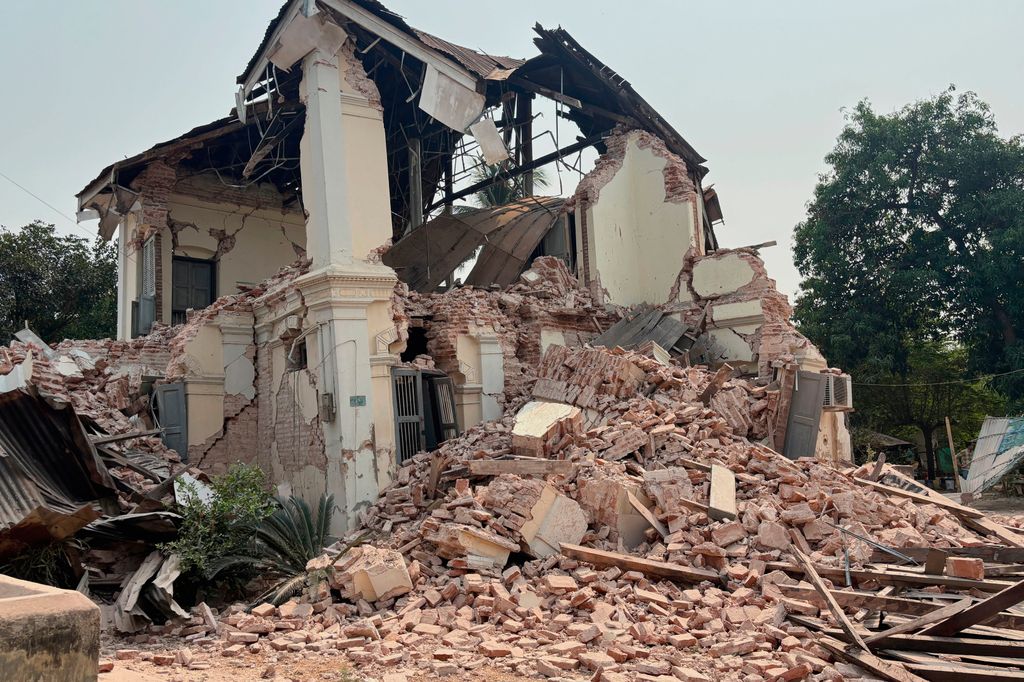 Powerful Earthquake Strikes Myanmar and Thailand Causing Devastation